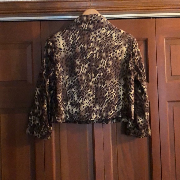 Leopard Print Jacket - Picture 8 of 14